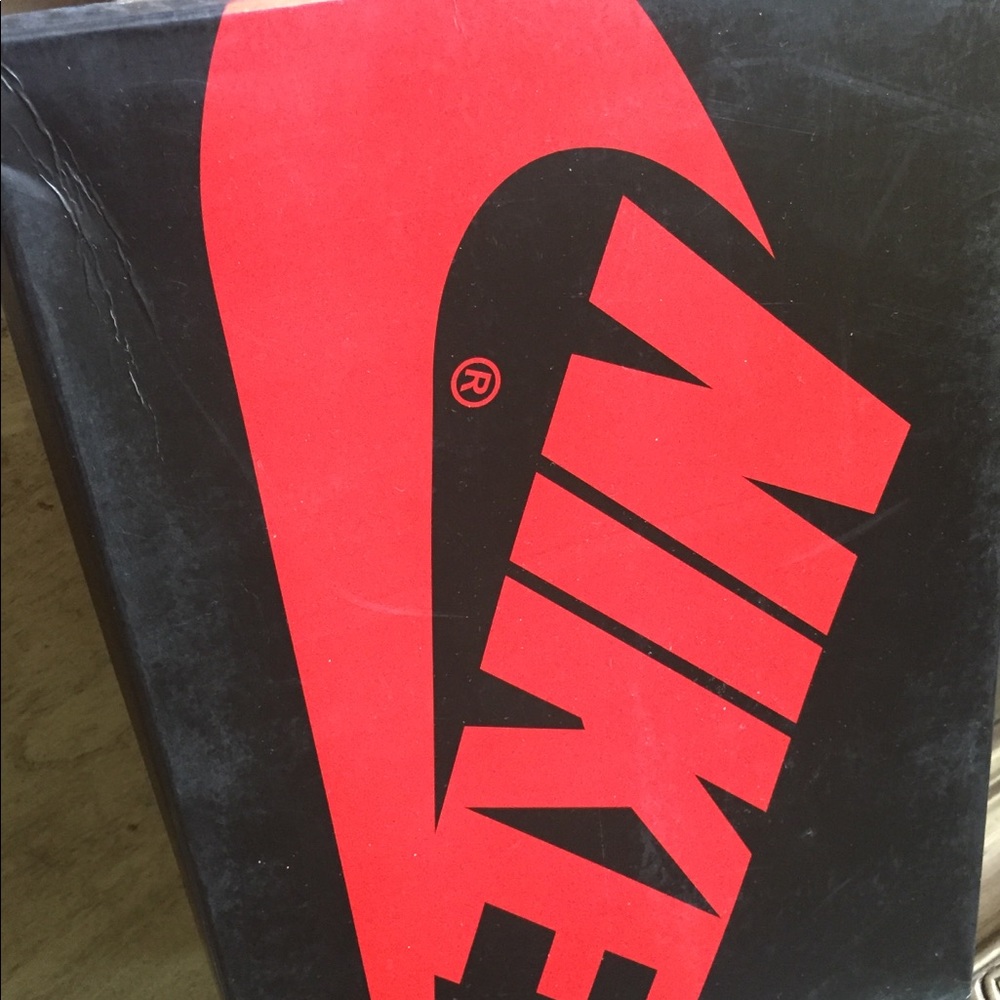 Nike shoes